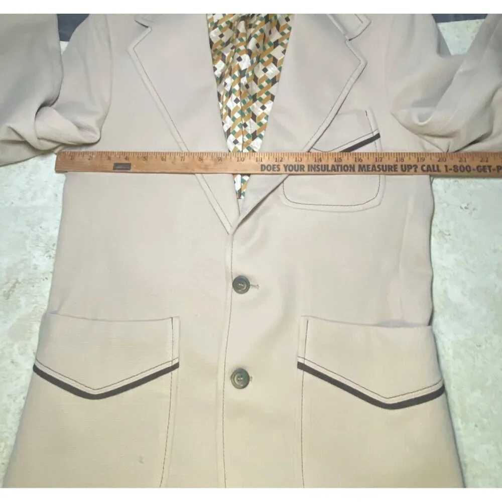 Vintage Beige Textured Mens Blazer 70's Geometric Lining & Dark Trim Retro Disco